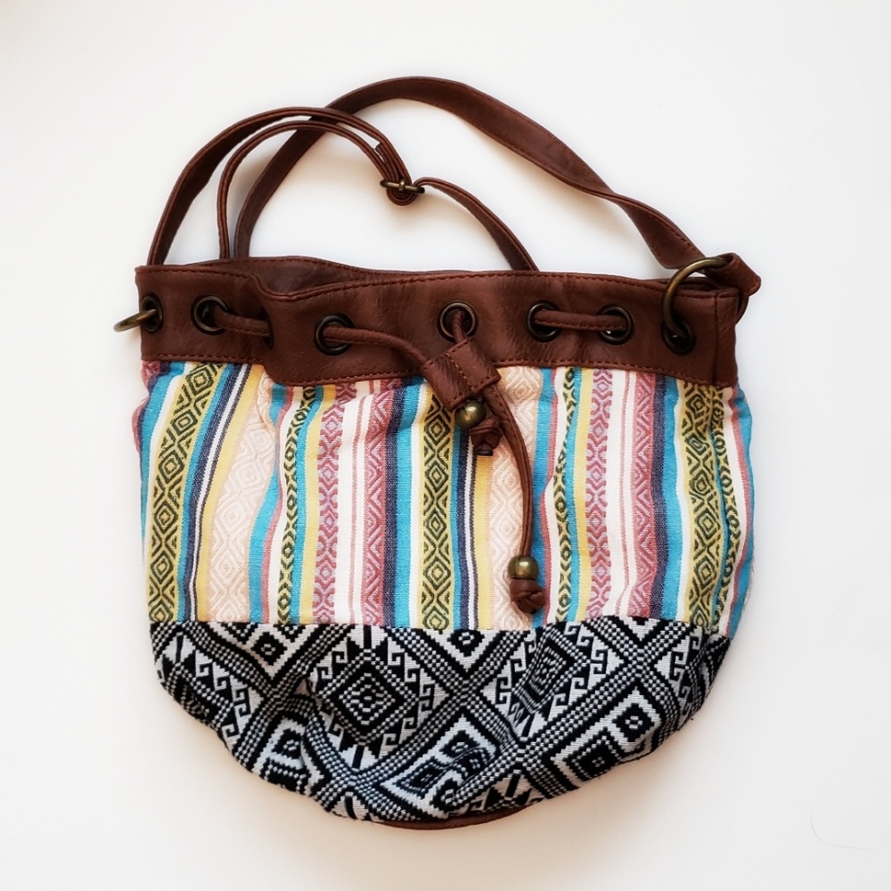 🍂 |  Tribal Print Bucket Bag